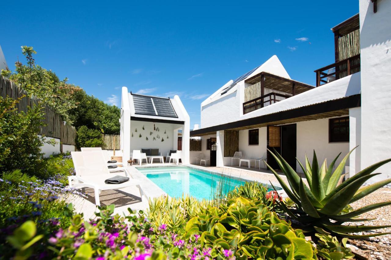 Vila de 601 m2, 8 quarto(s) e 8 banheiro(s) em Kliprug Paternoster Exterior foto